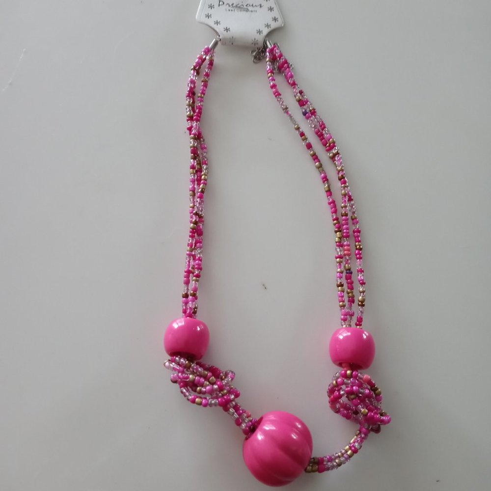 Hot pink sees bead necklace new with tag